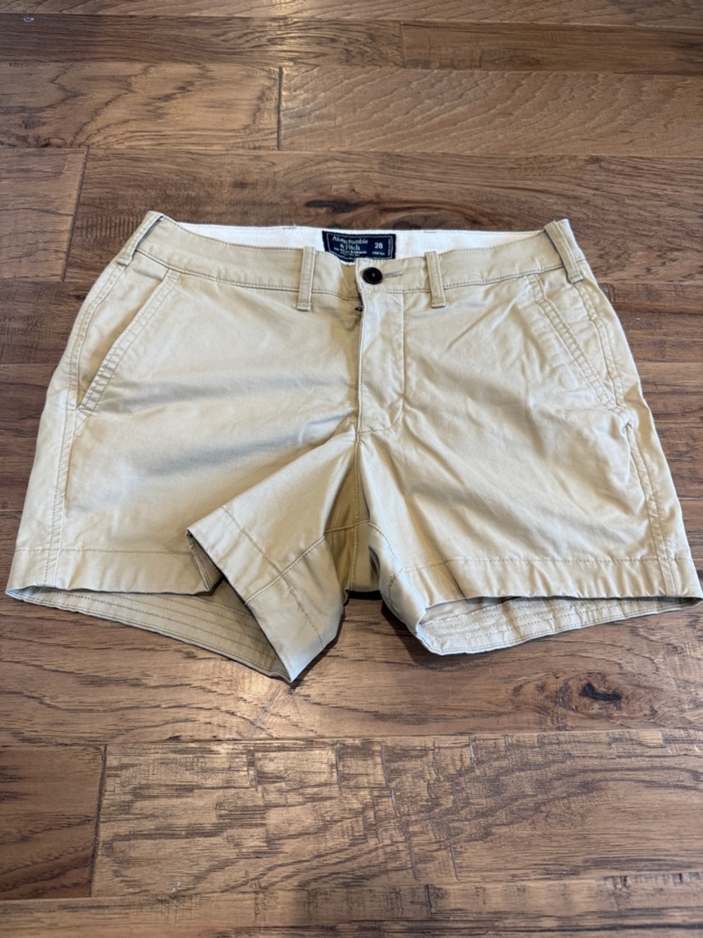 Abercrombie & Fitch Tan Cotton Chino Shorts 5” Length